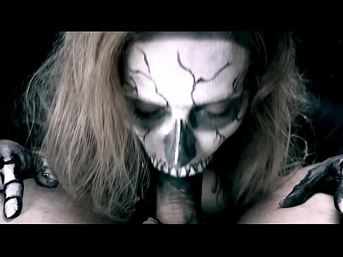 ❤️ Demon qız qara ağzı ilə xoruz əmmək və cum udmaq. ️❌ Porno az.filmepornonline.ru ❌️❤